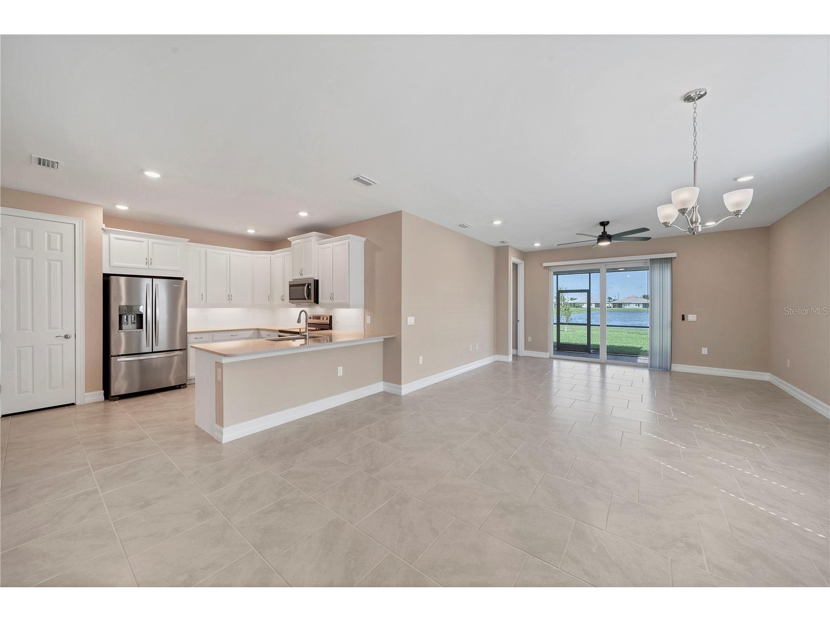 305 Ibiza Loop Venice FL 34292 N6144706 image7