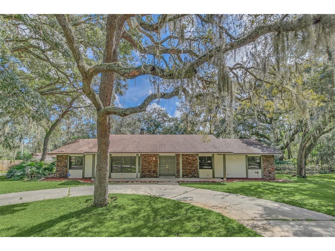 305 Kimberly Court Sanford FL 32771 O6199213 image1