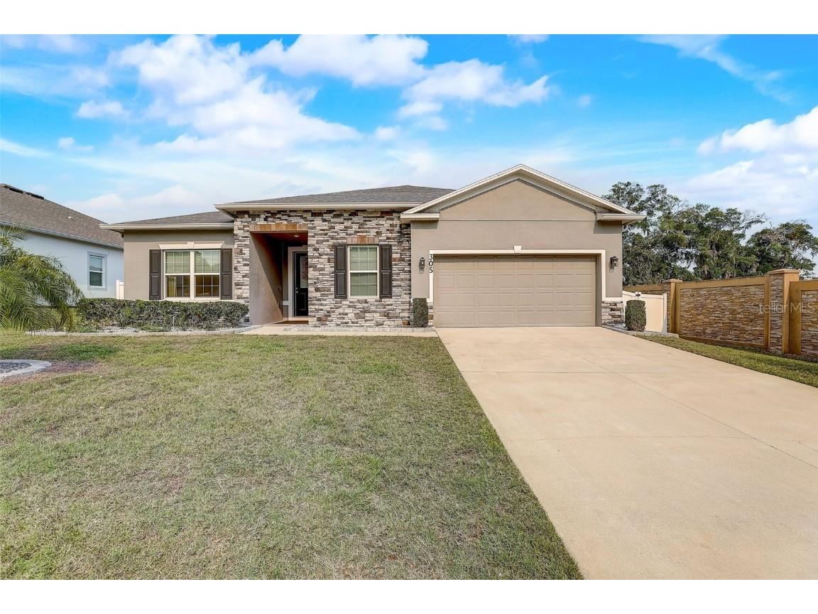 305 Lake Doe Boulevard Apopka FL 32703 P4930104 image1