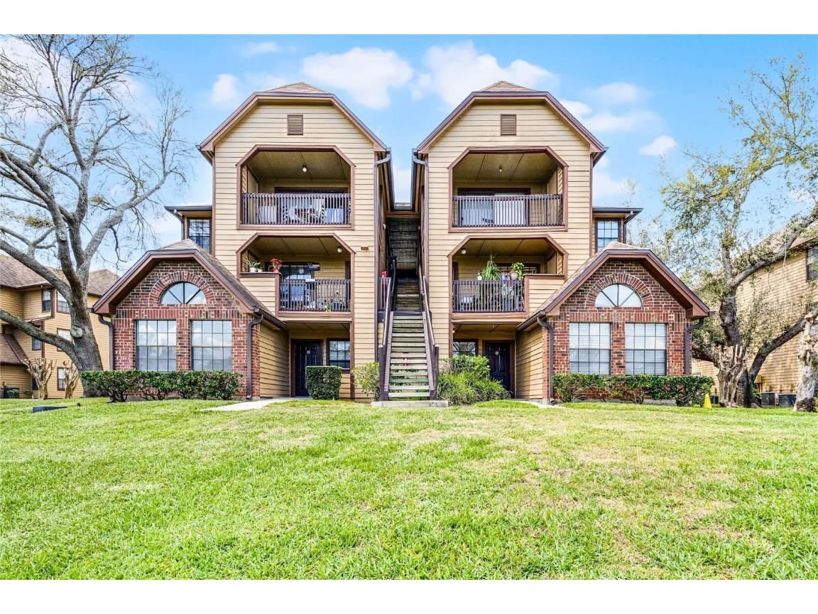 305 Lakepointe Drive #103 Altamonte Springs FL 32701 - LAKE ORIENTA O6285245 image1