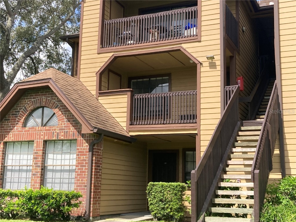 305 Lakepointe Drive #203 Altamonte Springs FL 32701 O6136547 image1