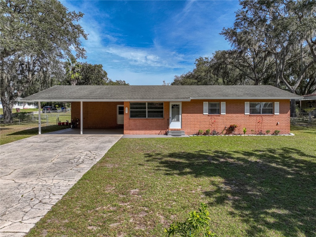 305 Lakeshore Drive Polk City FL 33868 L4940297 image1