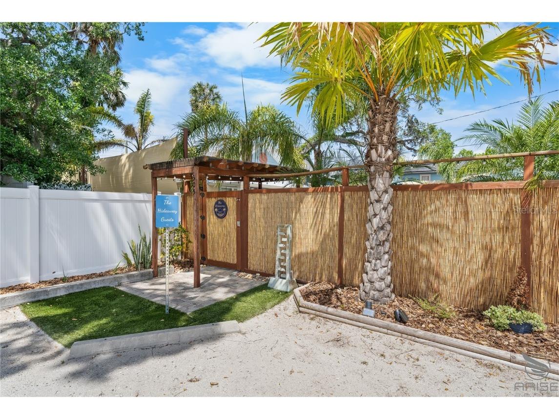 305 Live Oak New Smyrna Beach FL 32168 NS1085360 image10