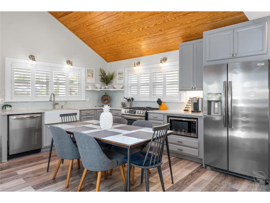 305 Live Oak New Smyrna Beach FL 32168 NS1085360 image19