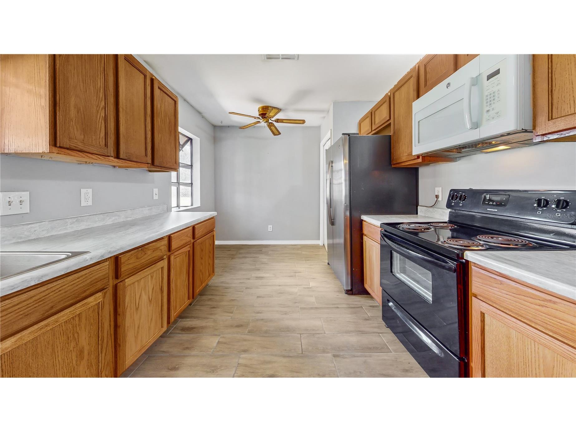 305 Medina Court Kissimmee FL 34758 S5145744 image10