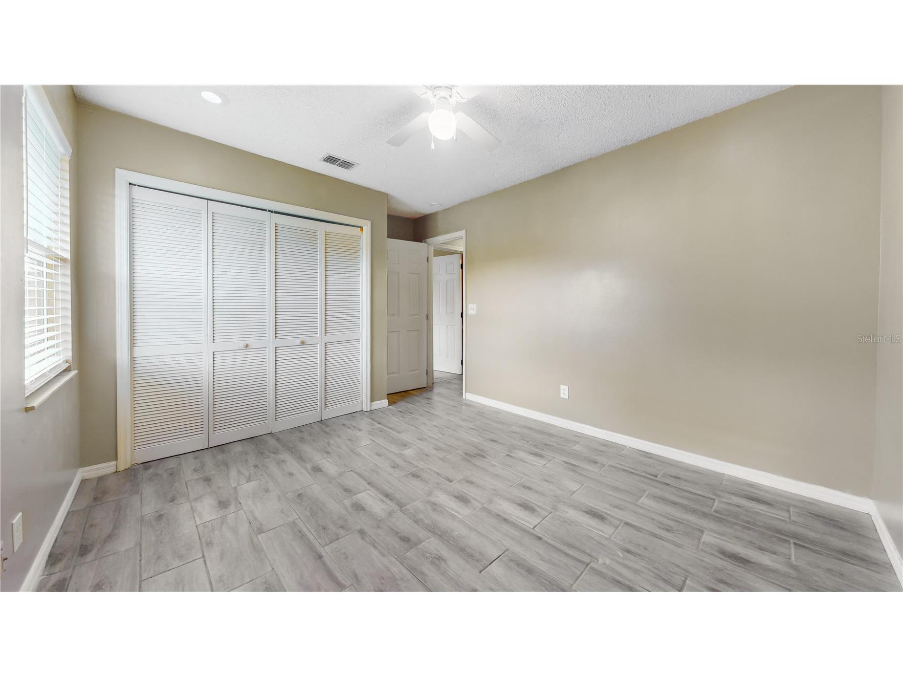 305 Medina Court Kissimmee FL 34758 S5145744 image12