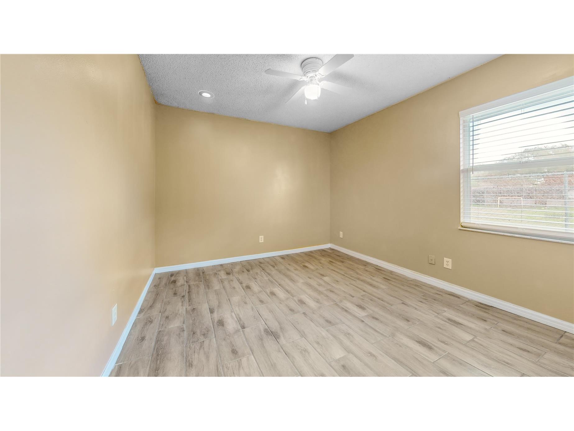 305 Medina Court Kissimmee FL 34758 S5145744 image13