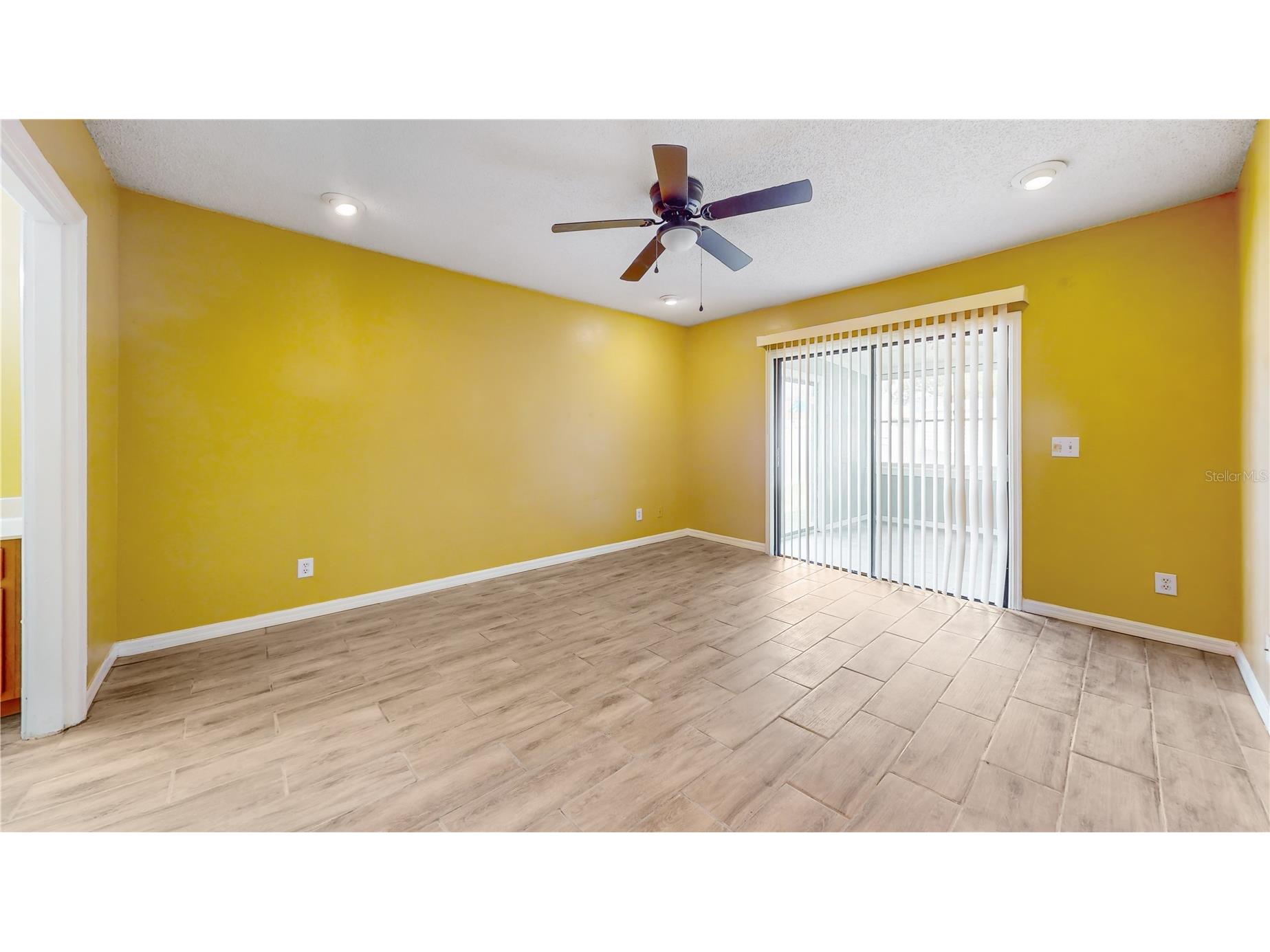 305 Medina Court Kissimmee FL 34758 S5145744 image5