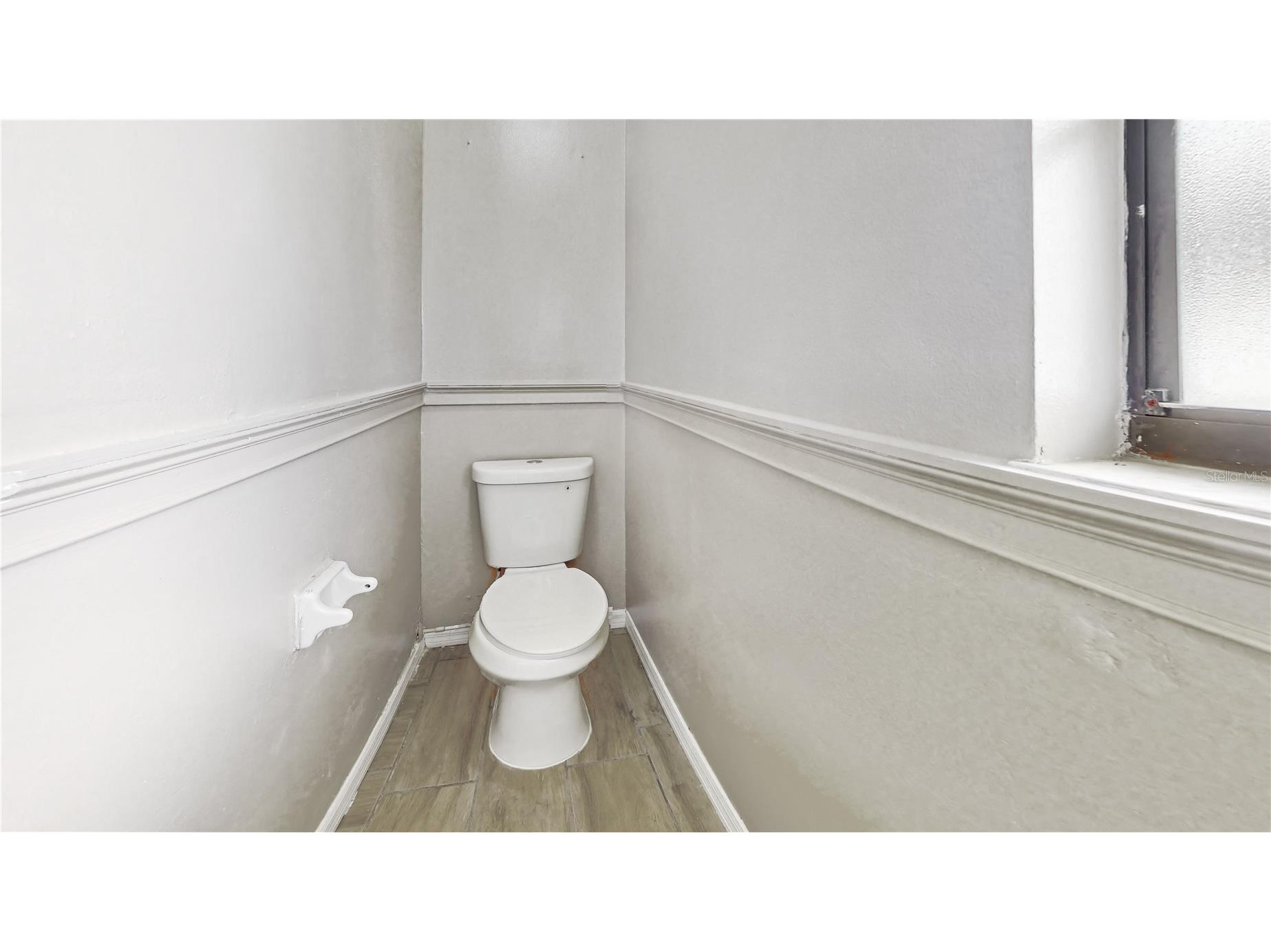 305 Medina Court Kissimmee FL 34758 S5145744 image8