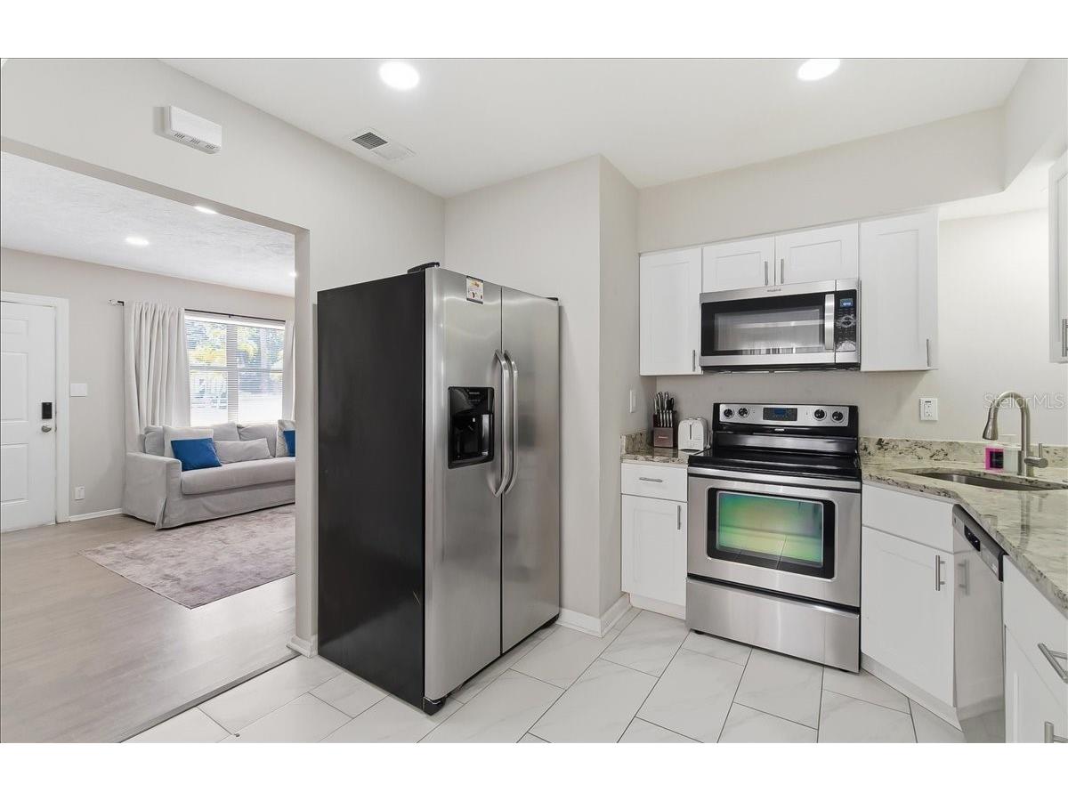 305 N Conrad Avenue Sarasota FL 34237 A4681936 image10