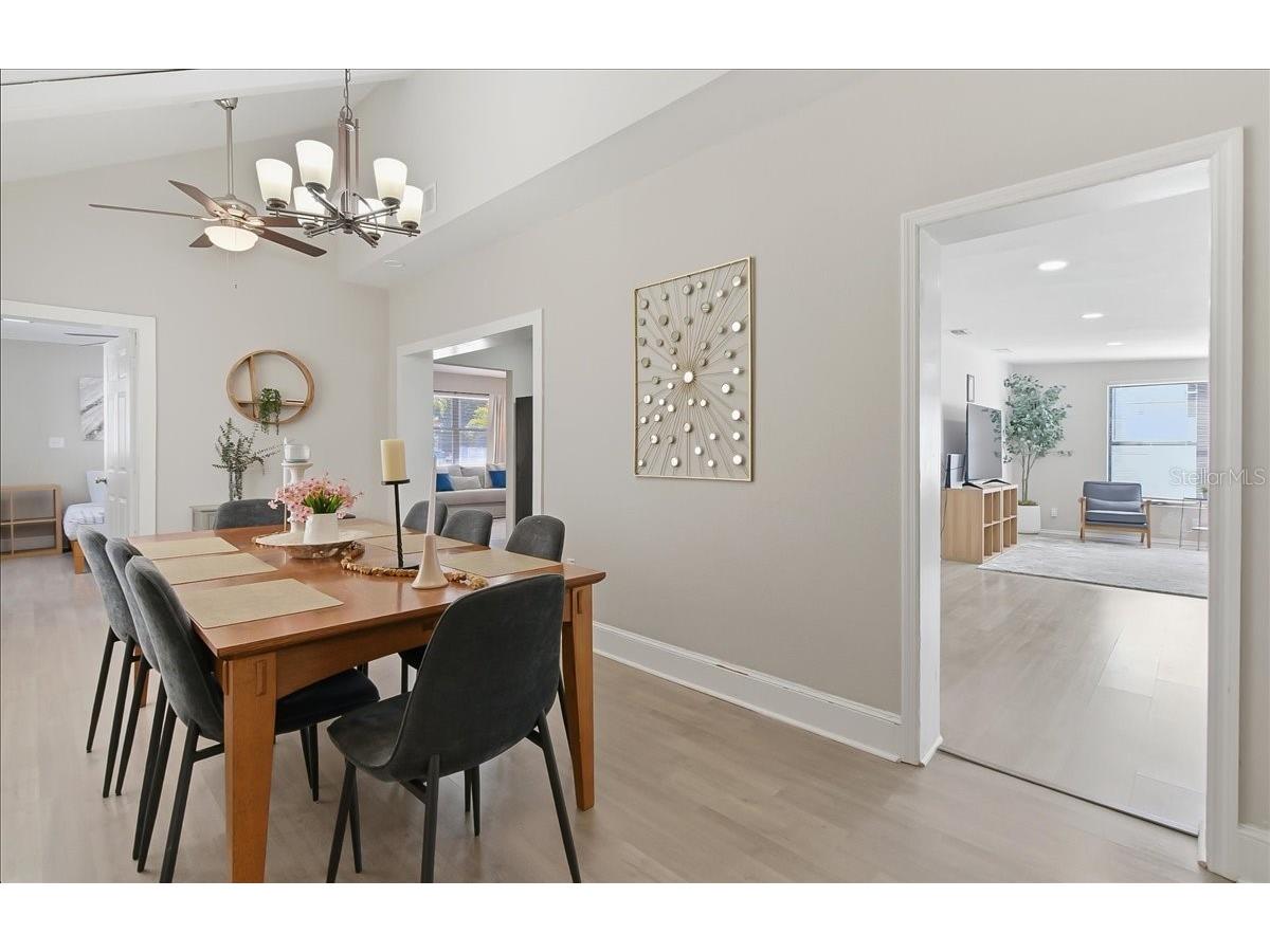 305 N Conrad Avenue Sarasota FL 34237 A4681936 image19