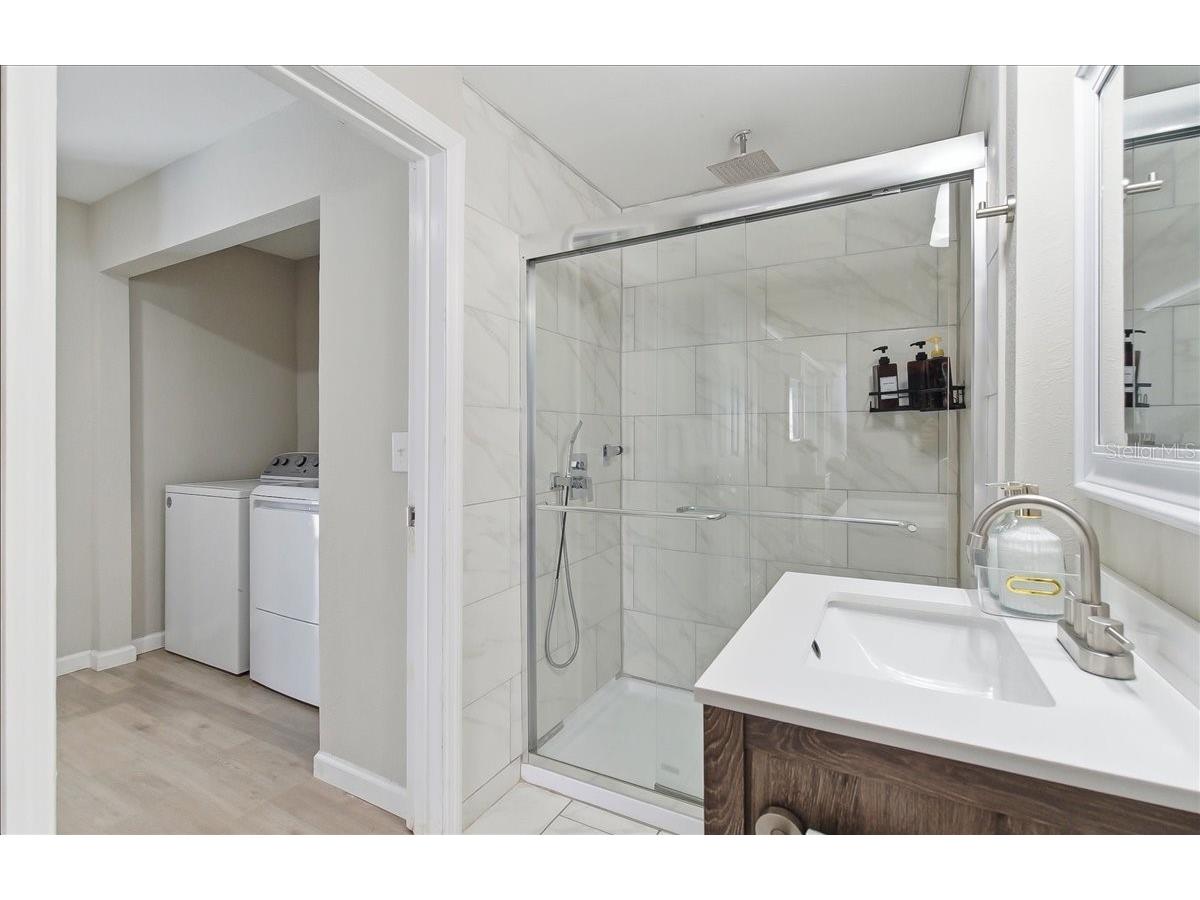 305 N Conrad Avenue Sarasota FL 34237 A4681936 image21