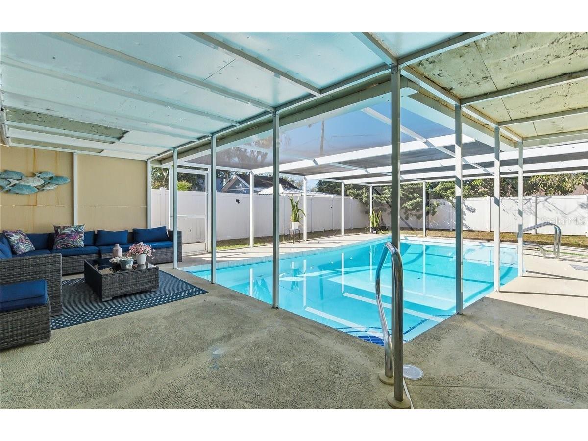 305 N Conrad Avenue Sarasota FL 34237 A4681936 image36