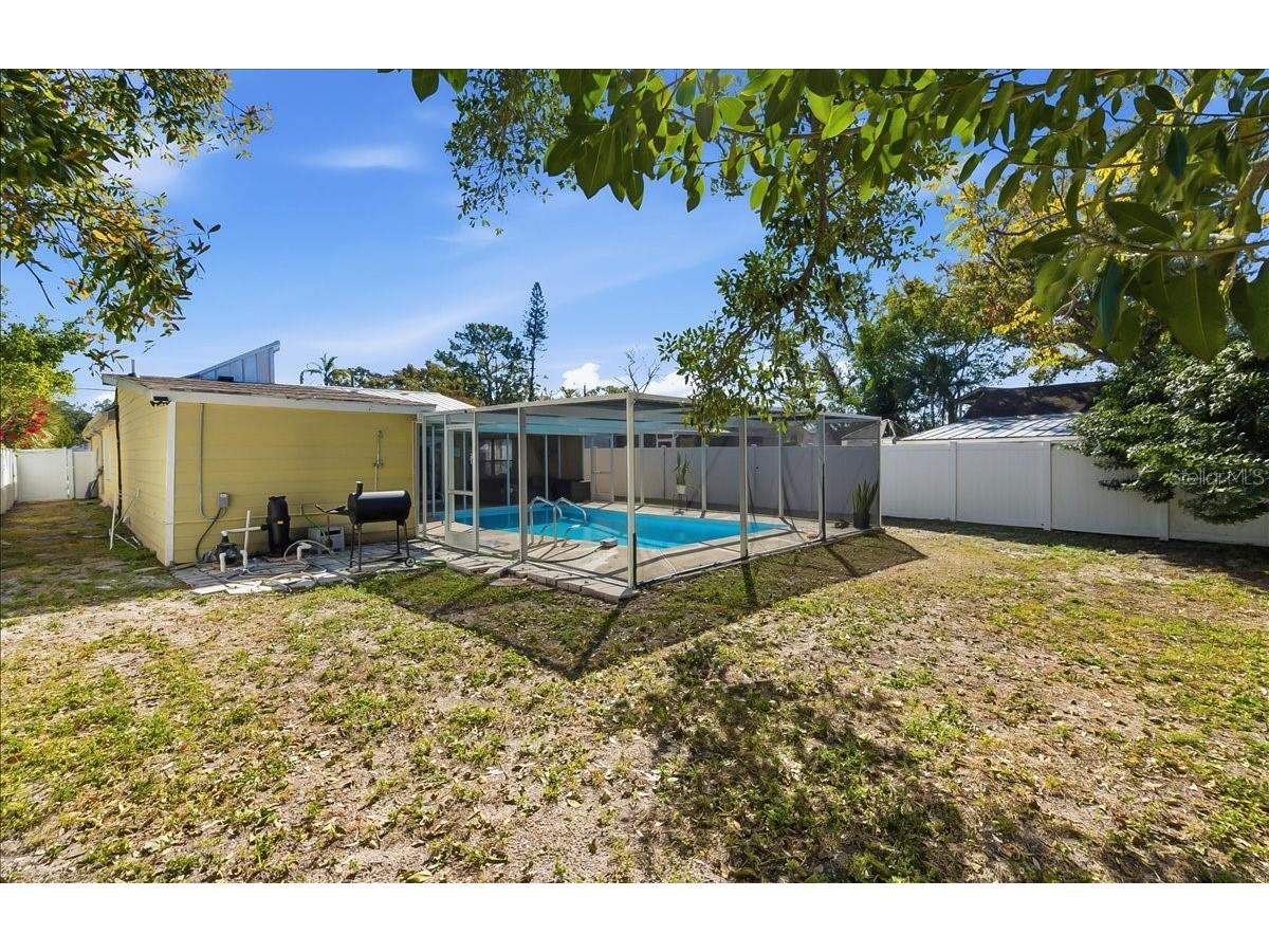 305 N Conrad Avenue Sarasota FL 34237 A4681936 image39