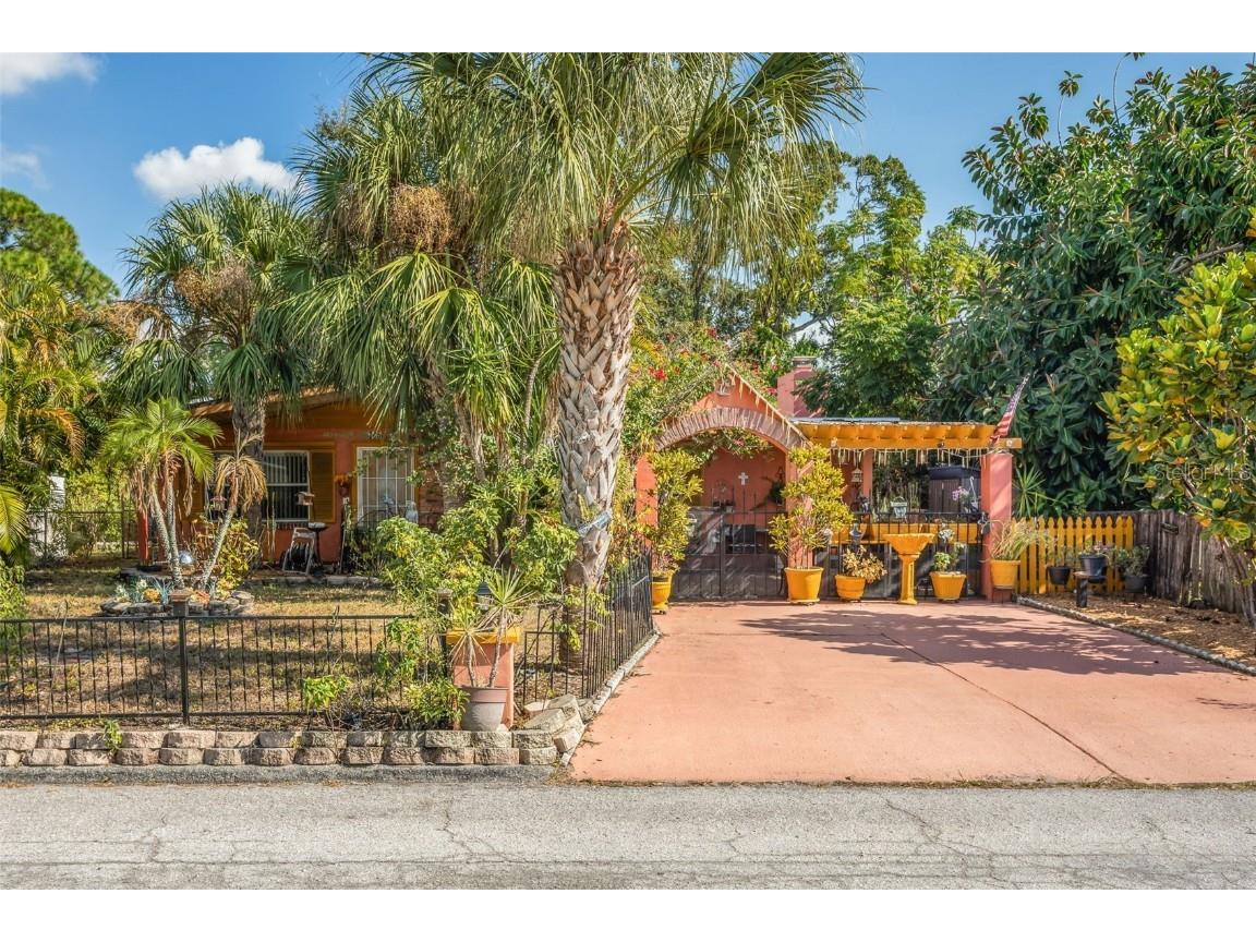 305 N Lauber Way Tampa FL 33609 TB8451921 image2