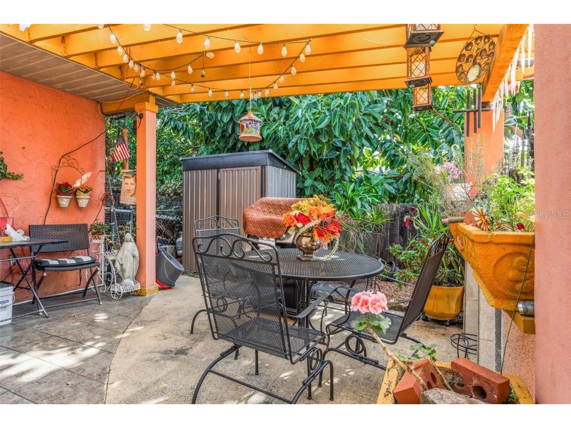 305 N Lauber Way Tampa FL 33609 TB8451921 image3