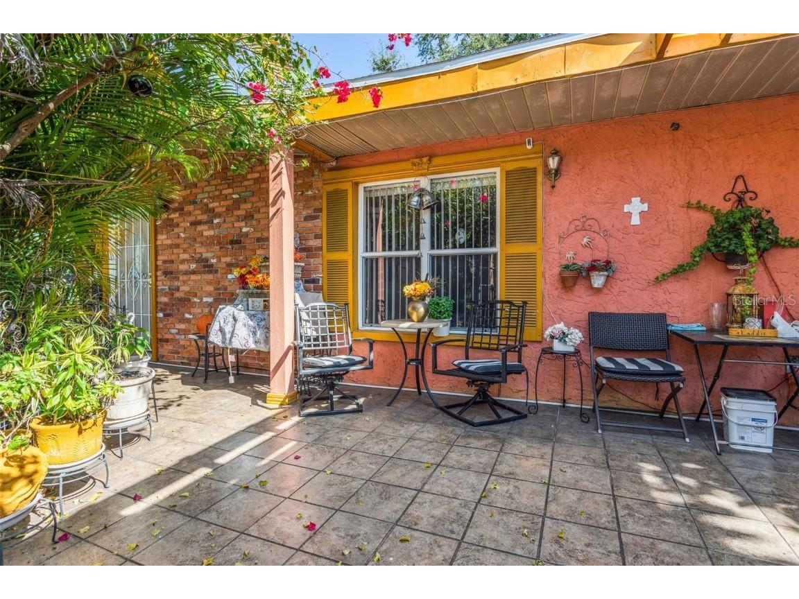 305 N Lauber Way Tampa FL 33609 TB8451921 image4