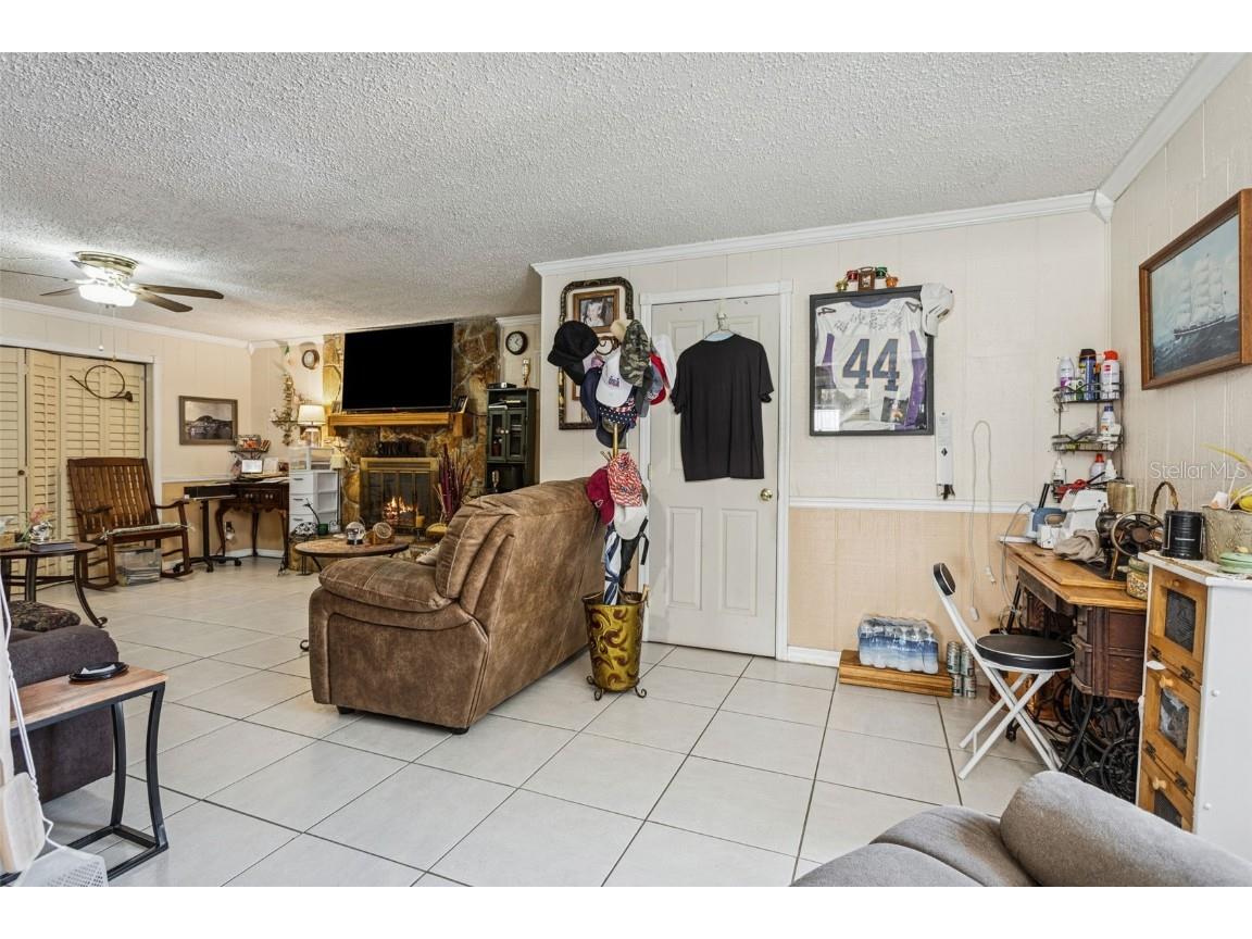 305 N Lauber Way Tampa FL 33609 TB8451921 image7