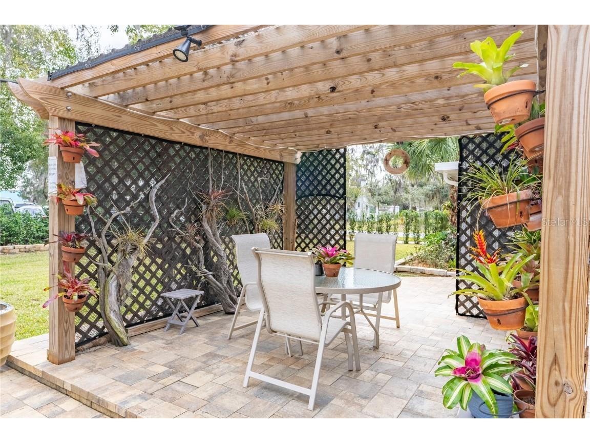 305 NE 1st Avenue Crystal River FL 34429 OM713499 image24