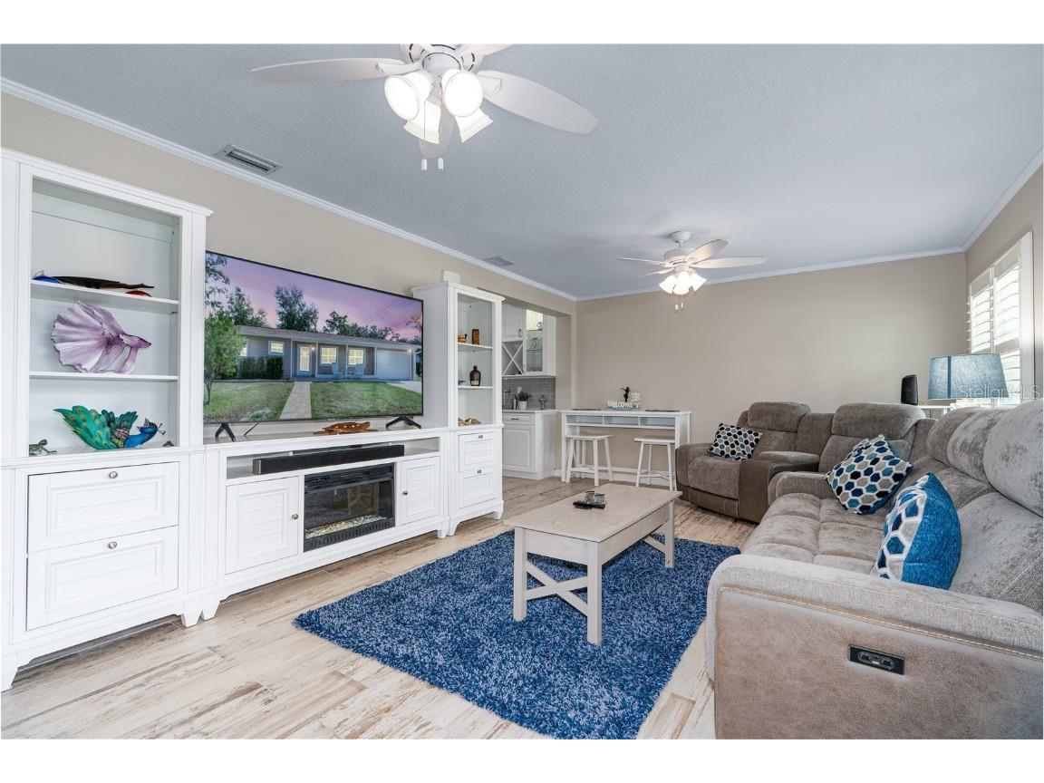 305 NE 1st Avenue Crystal River FL 34429 OM713499 image3