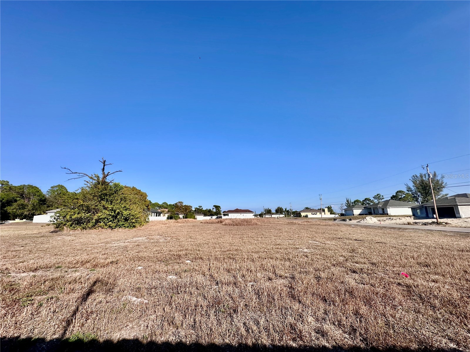 305 NE 31st Terrace Cape Coral FL 33909 A4682597 image3