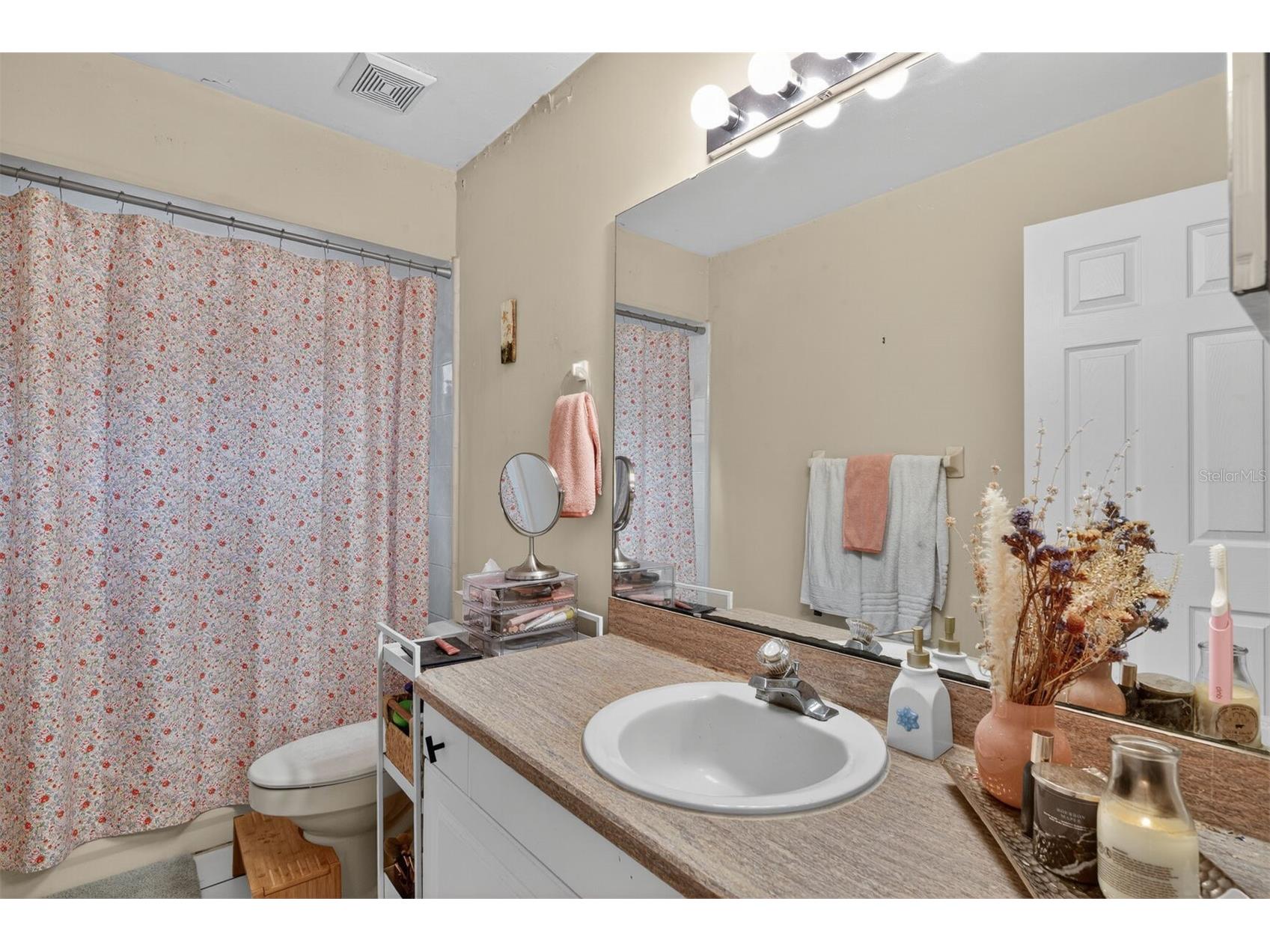 305 NW 28th Street Gainesville FL 32607 GC537684 image31