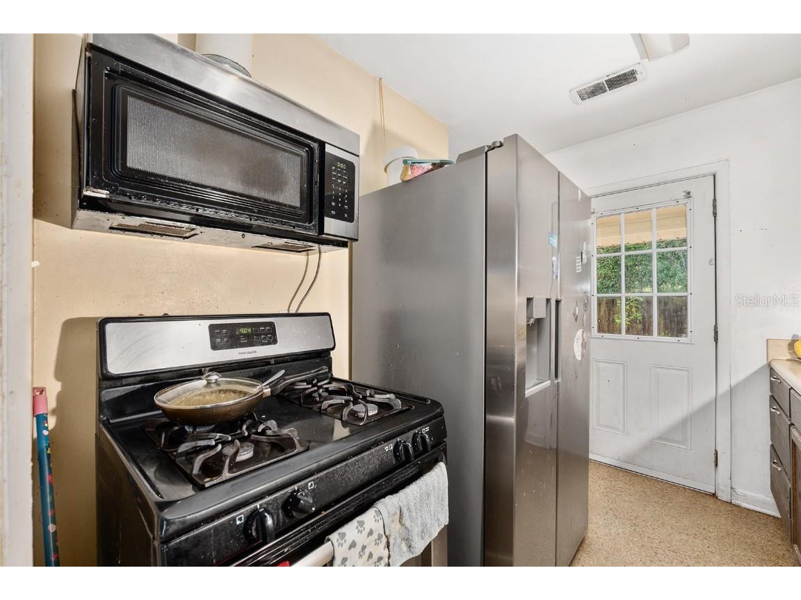 305 NW 34th Street Gainesville FL 32607 GC535422 image12