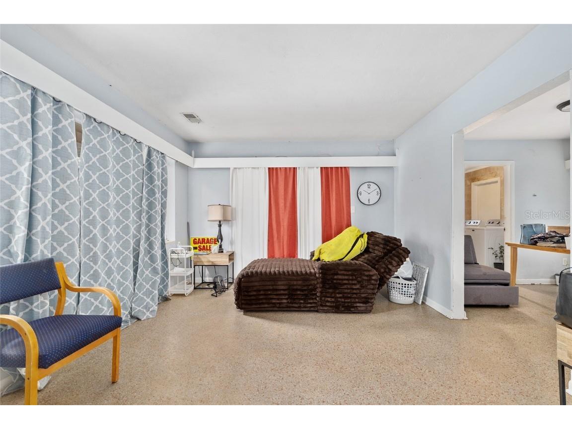 305 NW 34th Street Gainesville FL 32607 GC535422 image5