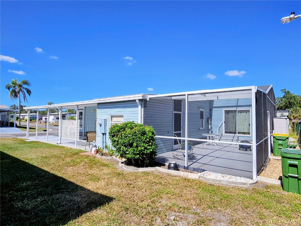 305 Oakwood Boulevard E Sarasota FL 34237 A4671180 image38