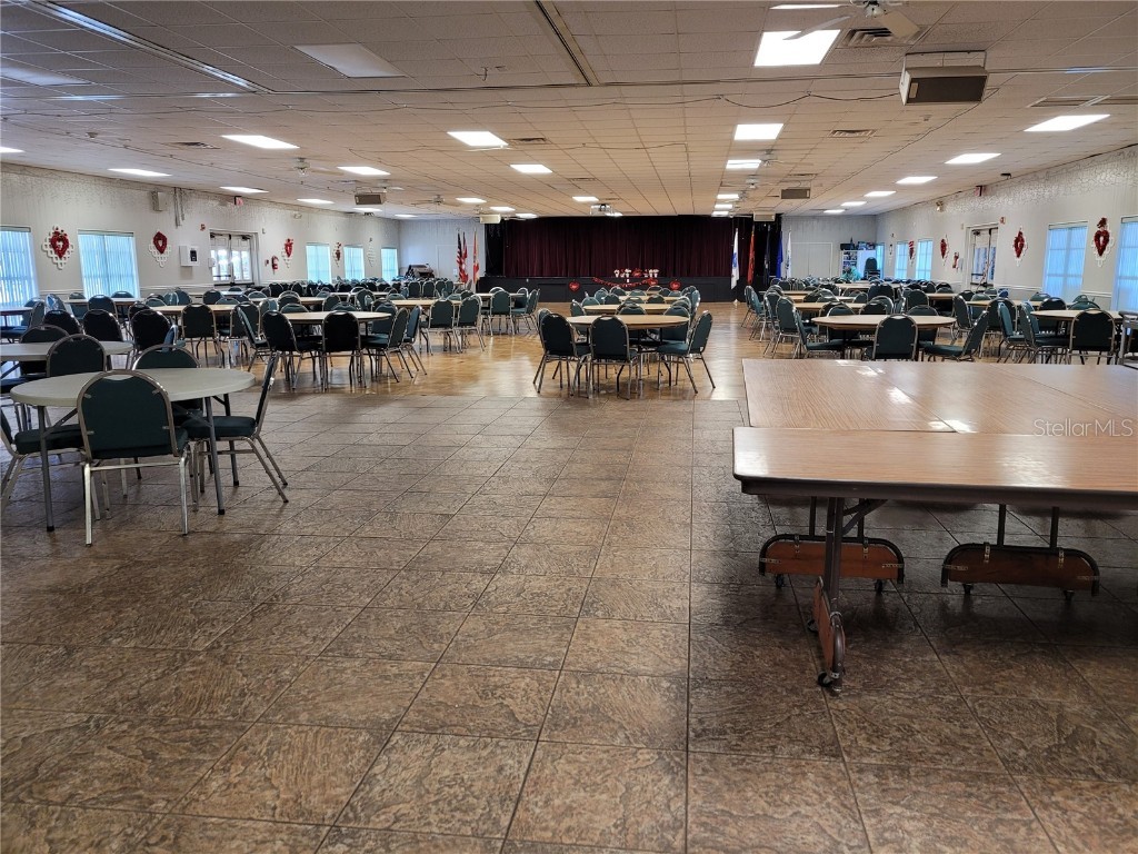 305 Oakwood Boulevard E Sarasota FL 34237 A4671180 image60