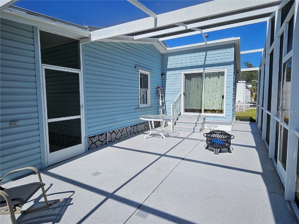 305 Oakwood Boulevard E Sarasota FL 34237 A4671180 image7