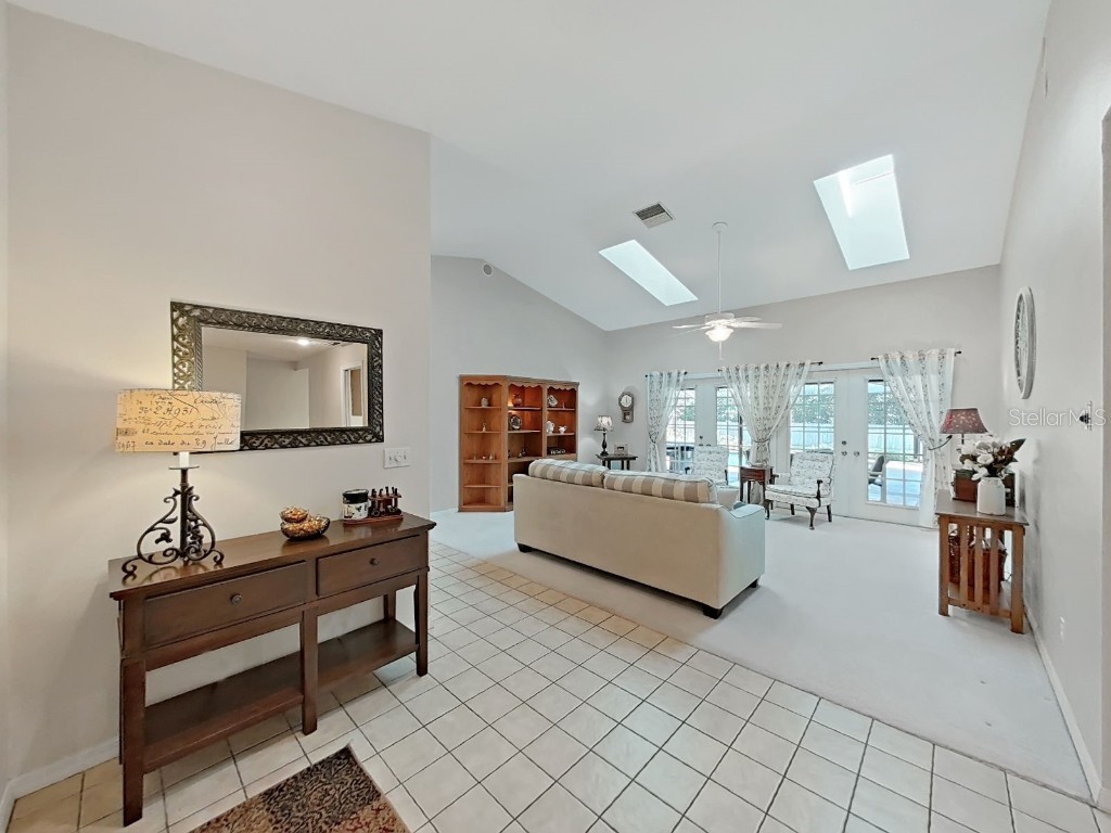 305 Running Horse Road Seffner FL 33584 TB8449747 image14