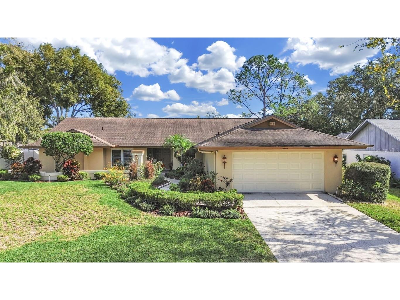 305 Running Horse Road Seffner FL 33584 TB8449747 image2