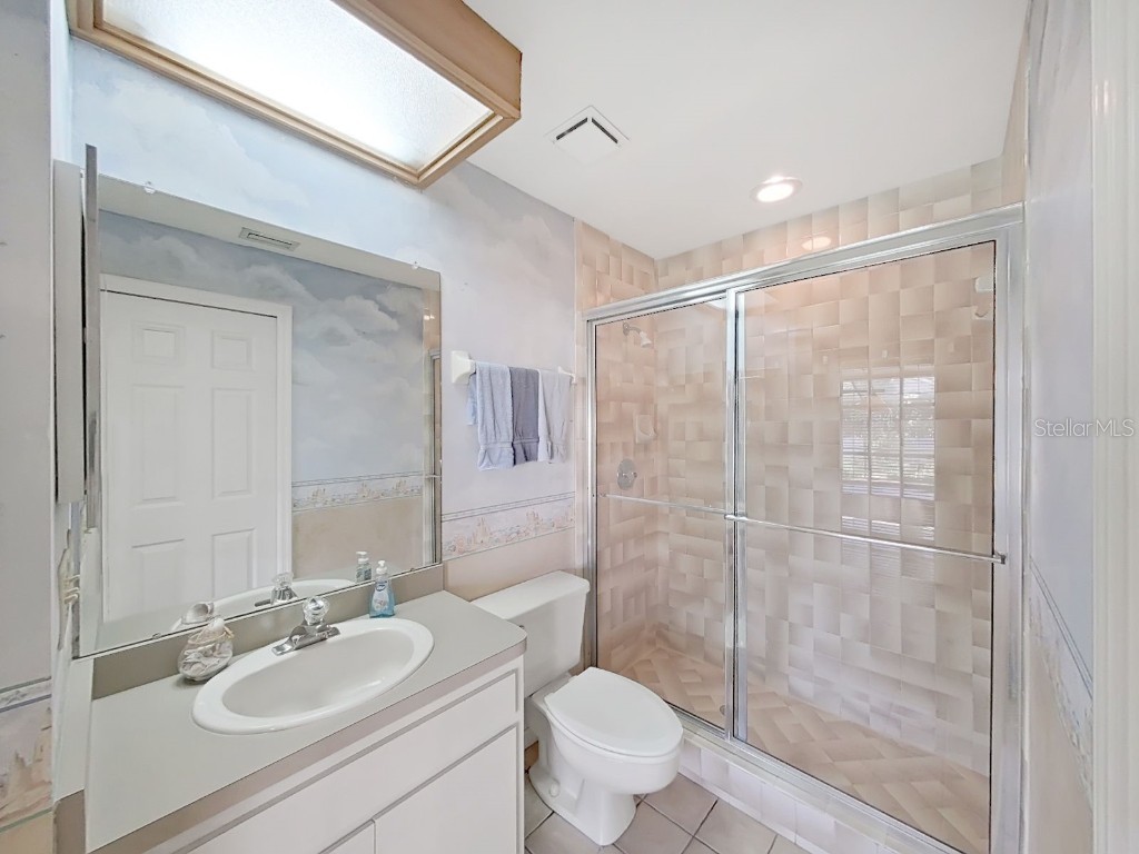 305 Running Horse Road Seffner FL 33584 TB8449747 image24