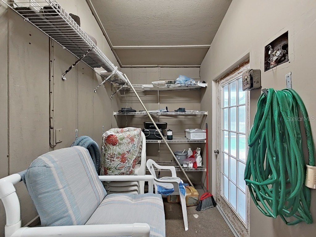 305 Running Horse Road Seffner FL 33584 TB8449747 image47