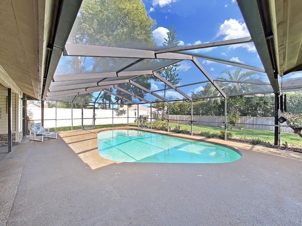 305 Running Horse Road Seffner FL 33584 TB8449747 image49