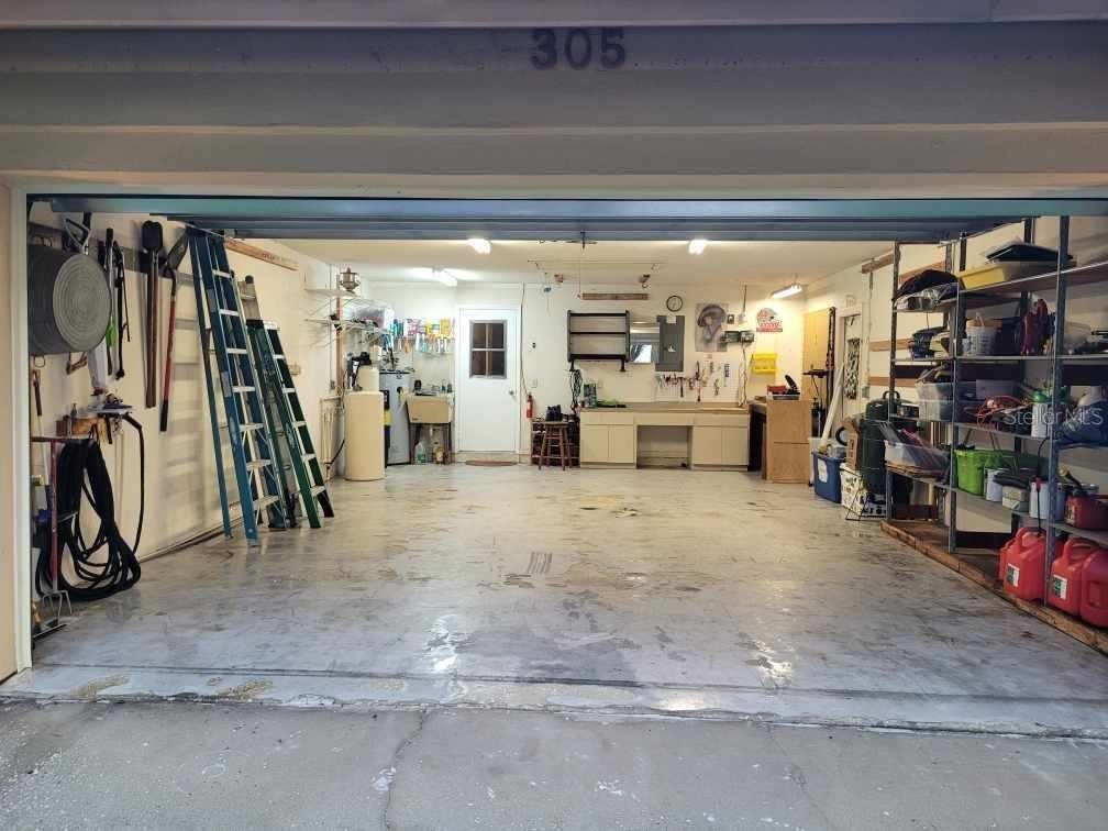 305 Running Horse Road Seffner FL 33584 TB8449747 image56