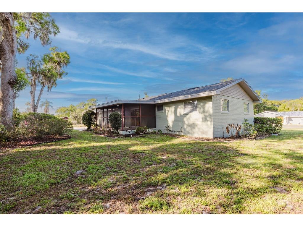305 S Woodward Avenue Deland FL 32720 V4948243 image27