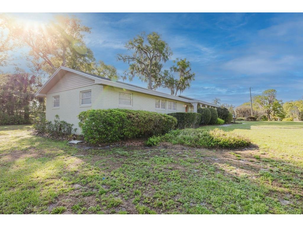 305 S Woodward Avenue Deland FL 32720 V4948243 image31
