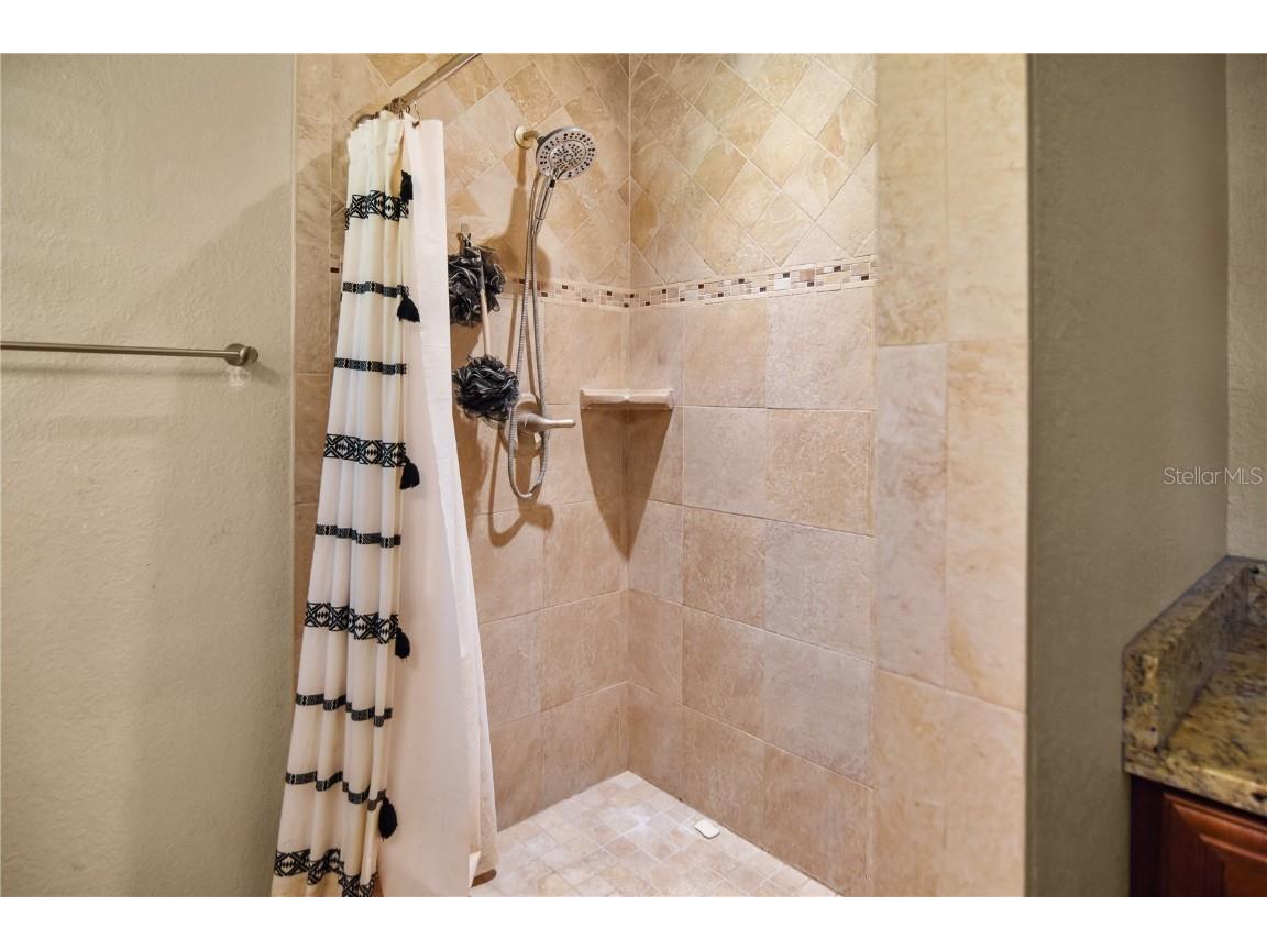 305 Saint Augustine Avenue Temple Terrace FL 33617 TB8449013 image17