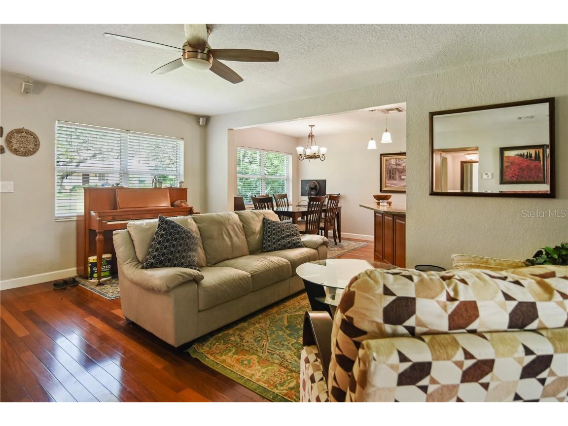 305 Saint Augustine Avenue Temple Terrace FL 33617 TB8449013 image4