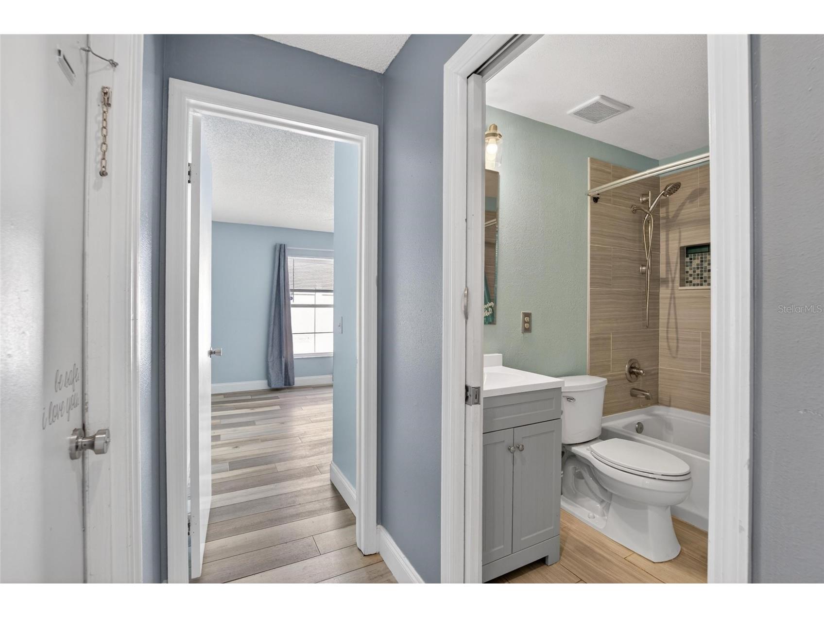 305 Sand Ridge Drive Valrico FL 33594 TB8505135 image25