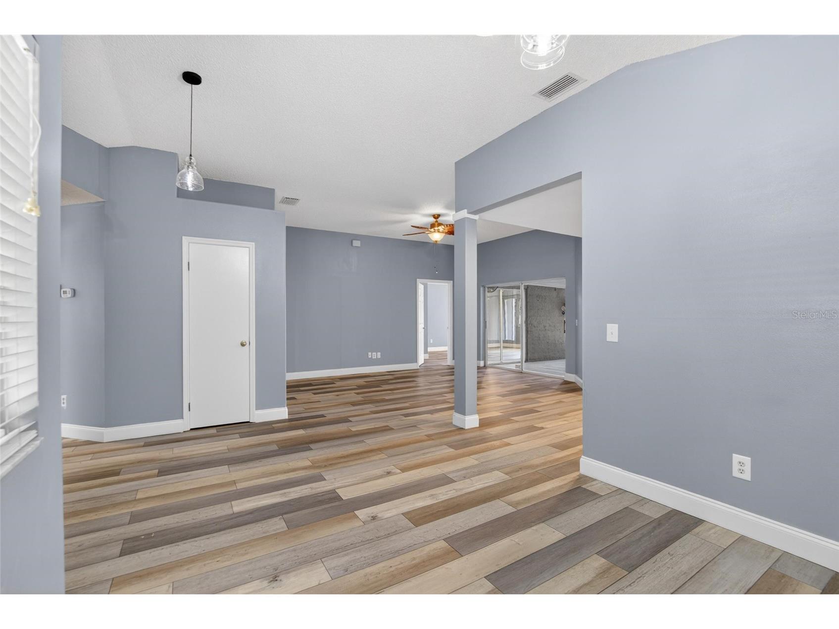 305 Sand Ridge Drive Valrico FL 33594 TB8505135 image6