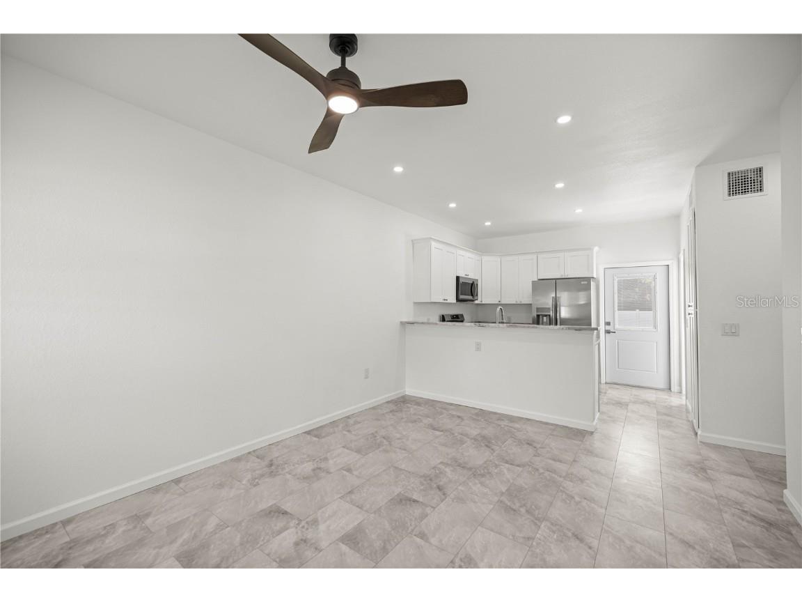 305 SE 5th Terrace Williston FL 32696 OM707278 image8