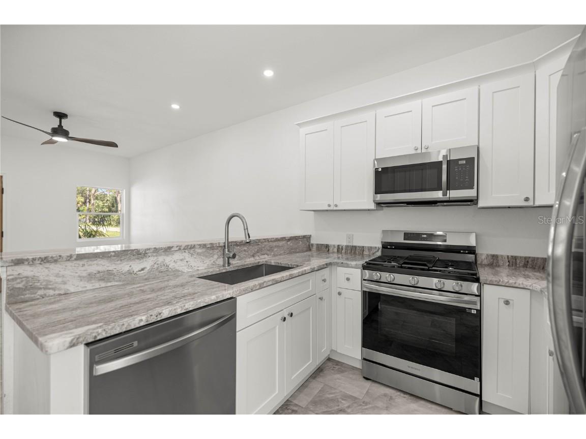 305 SE 5th Terrace Williston FL 32696 OM707278 image9