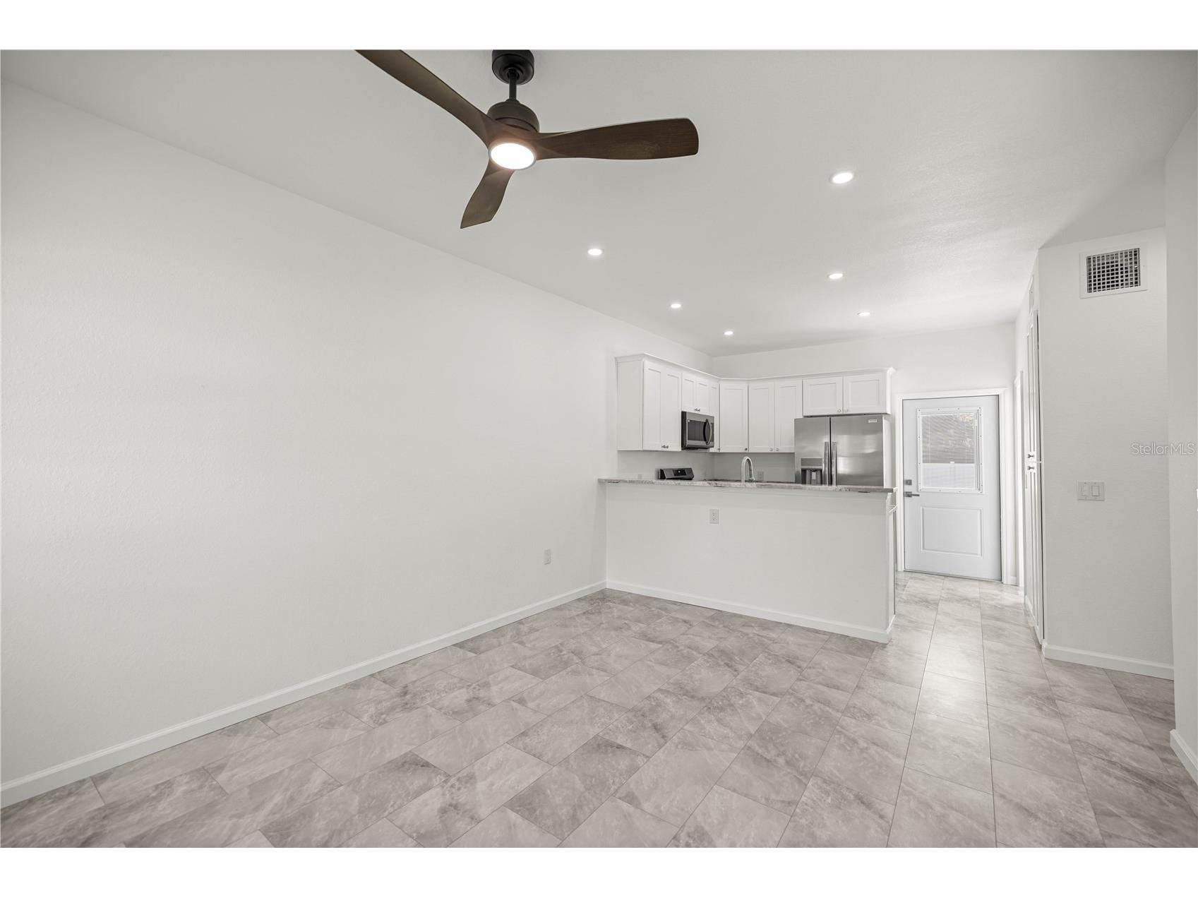 305 SE 5th Terrace Williston FL 32696 OM723987 image5