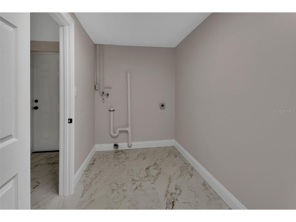 305 Stone Street Deland FL 32720 V4945290 image18