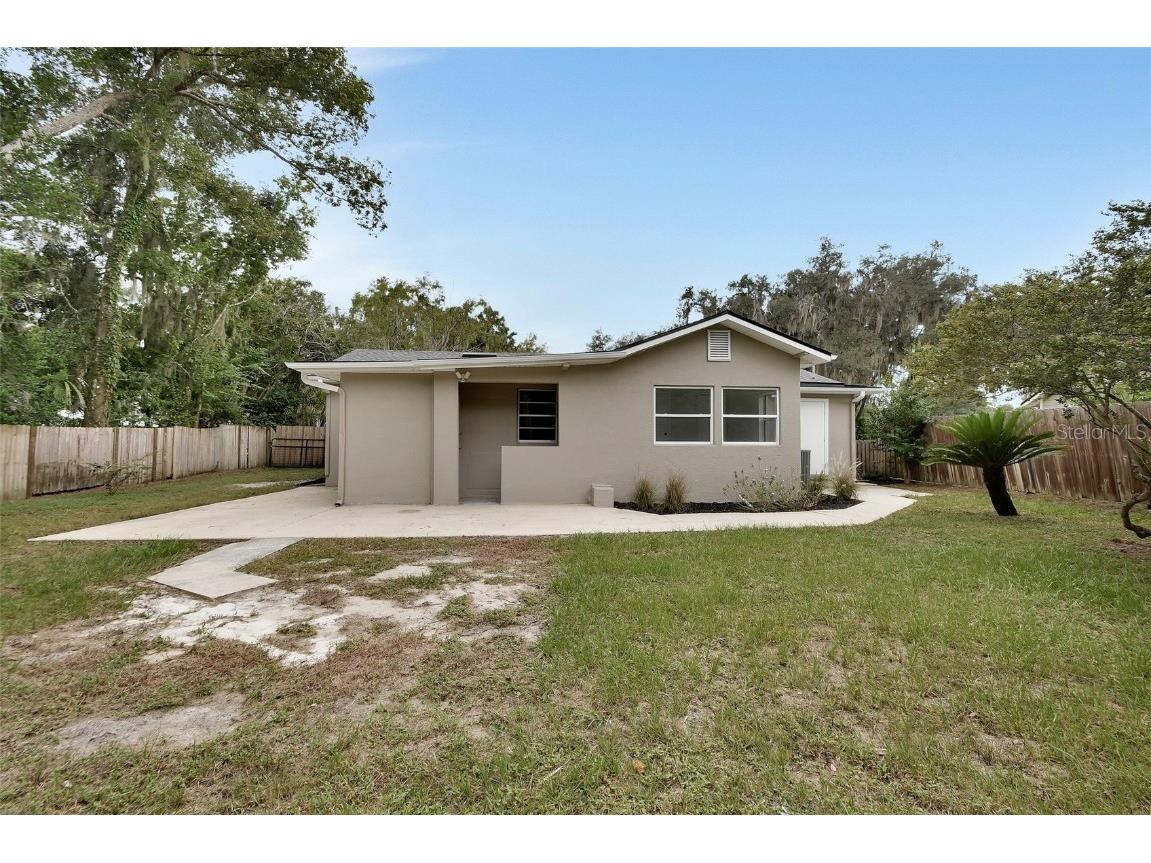 305 Stone Street Deland FL 32720 V4945290 image30