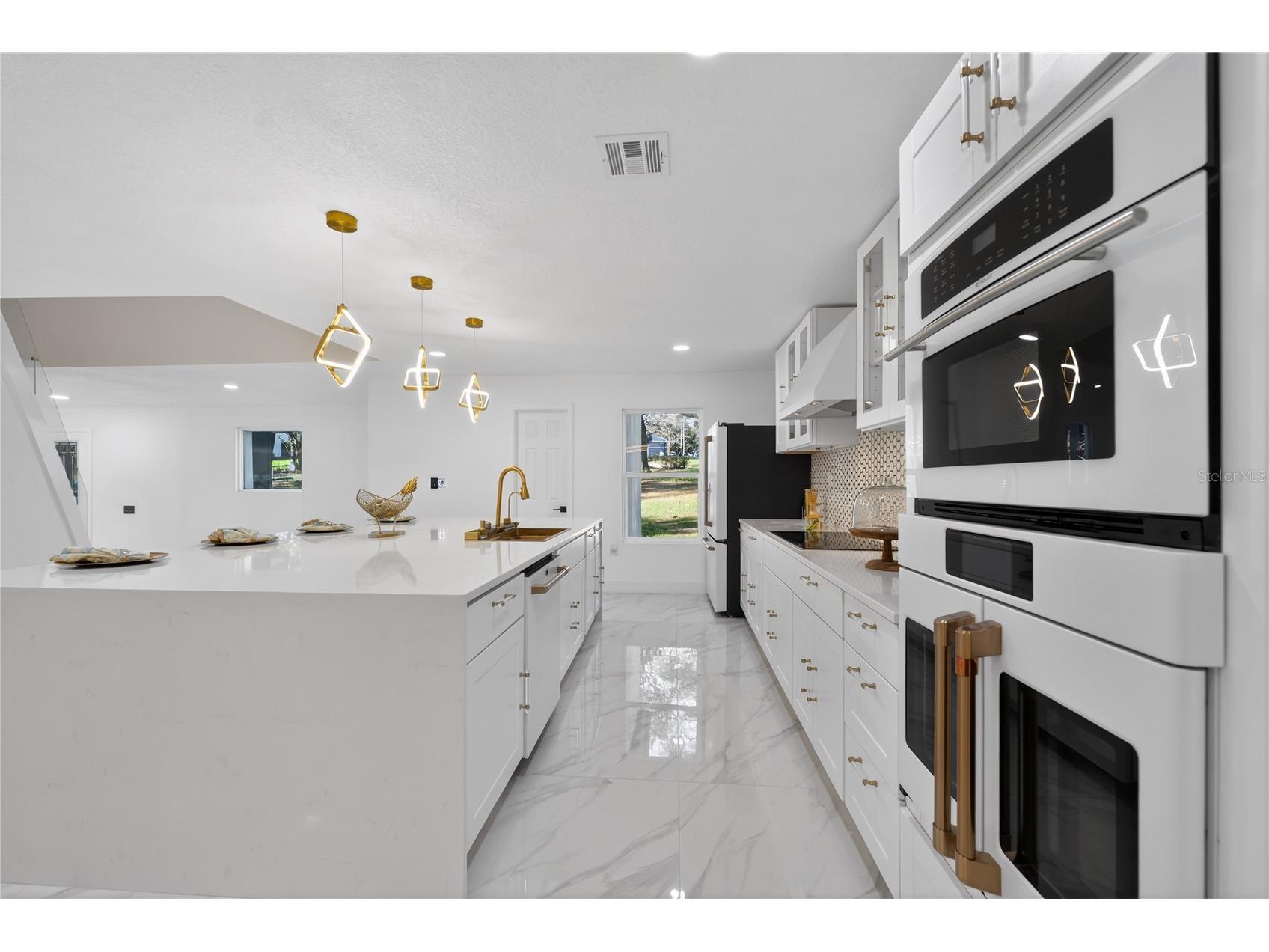 305 Sweetwater Club Circle Longwood FL 32779 TB8522474 image100