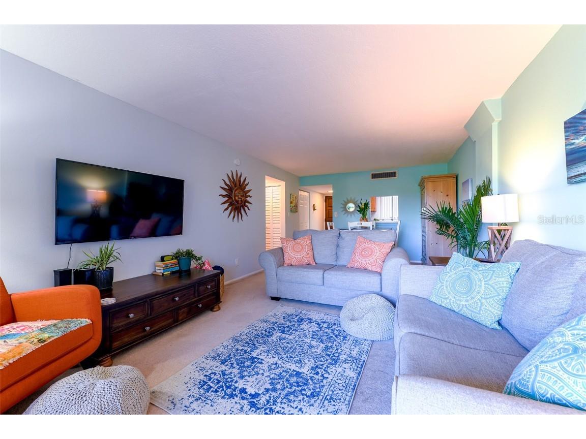 305 Tarpon Point Tarpon Springs FL 34689 TB8440774 image4